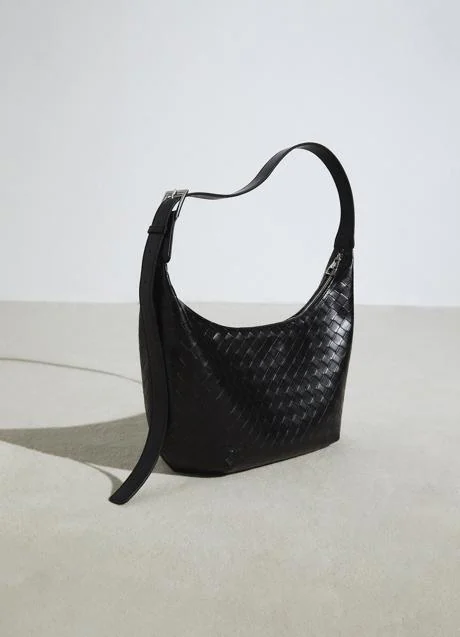 Bolso top oscuro de Stradivatius (19,99 euros)