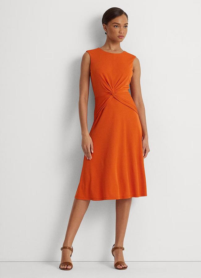 Vestido midi con fruncido de Ralph Lauren (99,50 euros).