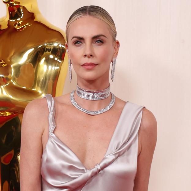 Charlize Theron en la gala de los Oscar 2024. 