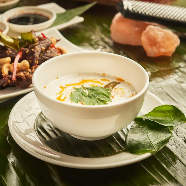 El Tom Kha Kai del Thai Market, que se puede disfrutar en el Gran Hotel Inglés hasta el 30 de marzo.