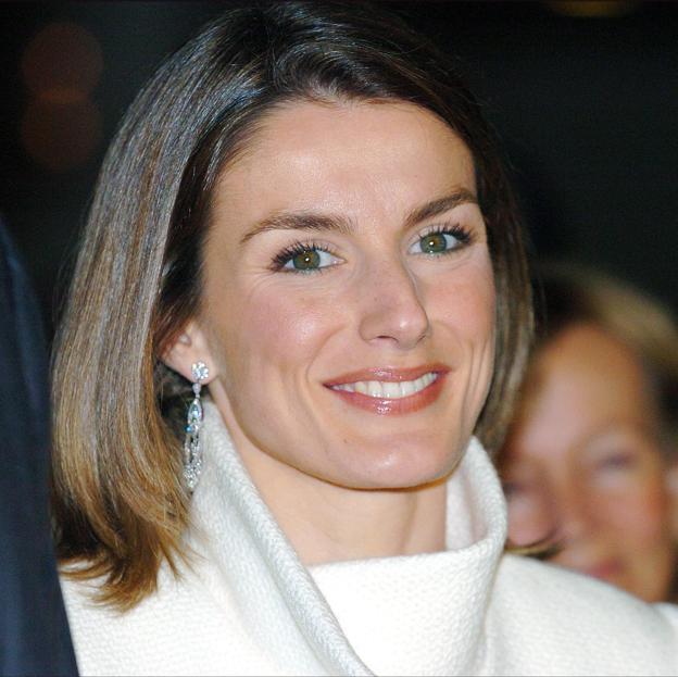 Letizia, de blanco, en una imagen de archivo, 