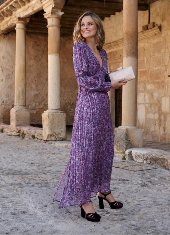 Vestido plisado de flores de Polín et Moi, 95.95 euros.