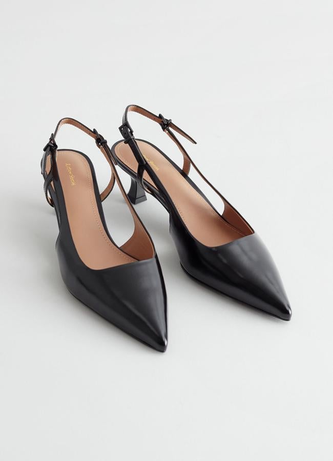 Slingback negros de &Other stories, 119 euros.