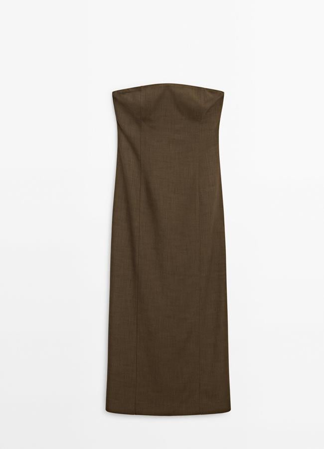 El vestido marrón de lino de Massimo Dutti.