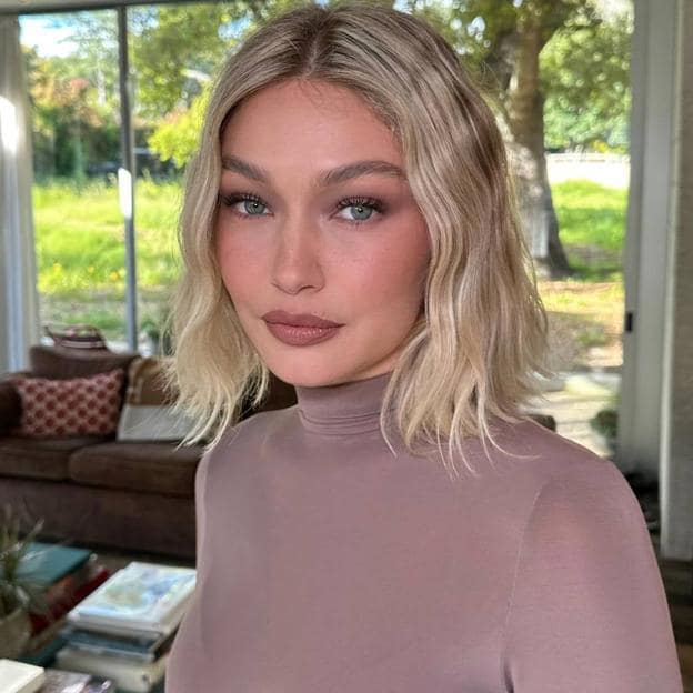 Gigi Hadid con wavy bob