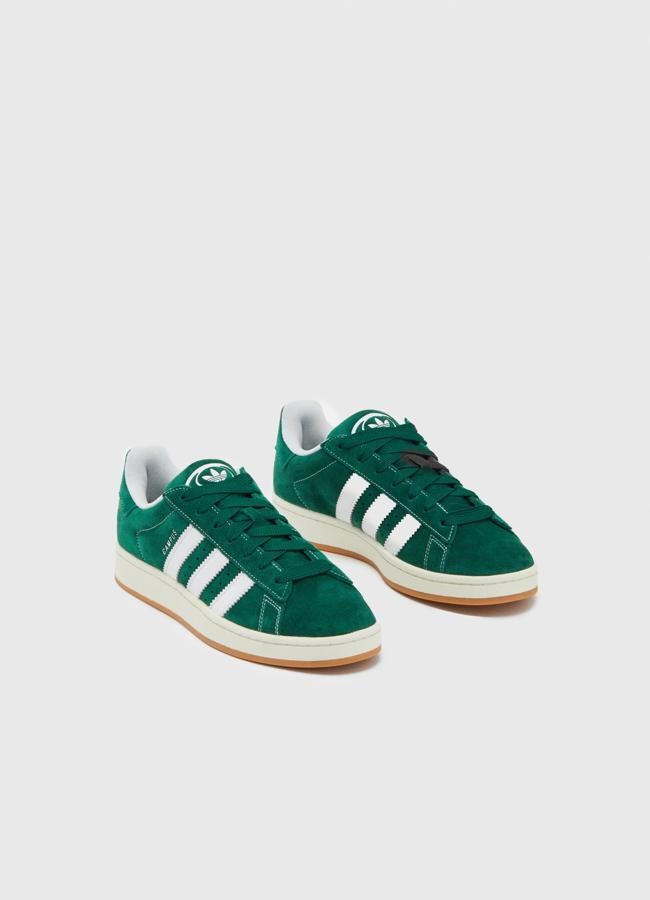 Zapatillas verdes de adidas Originals, 109,95 euros.