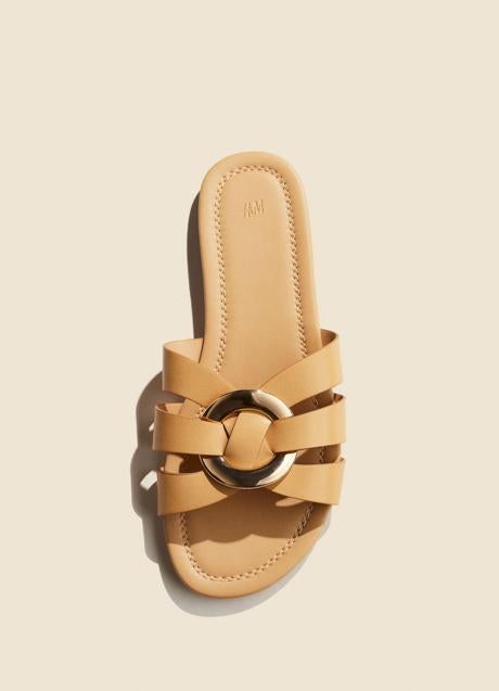 Sandalias planas de H&M (15,99 euros)