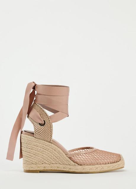 Alpargatas de esparto de Zara (39,99 euros)