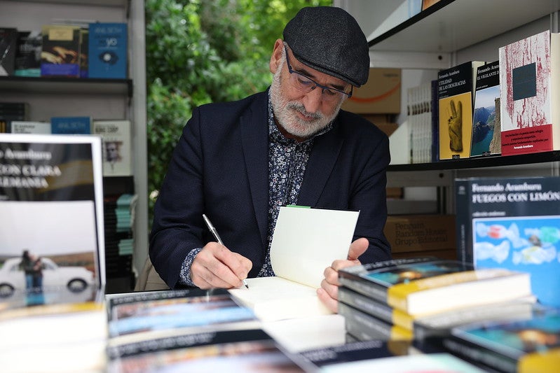 Estas son las firmas de la Feria del Libro por las que merece la pena hacer cola este fin de semana