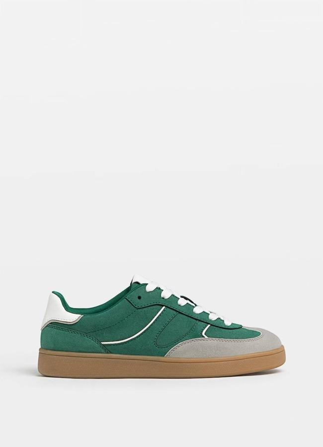 Zapatillas estilo casual en color verde