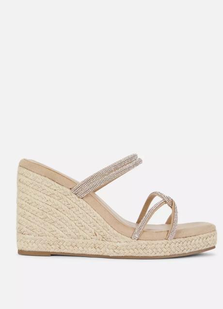 Sandalias con cuña de Primark (20 euros)