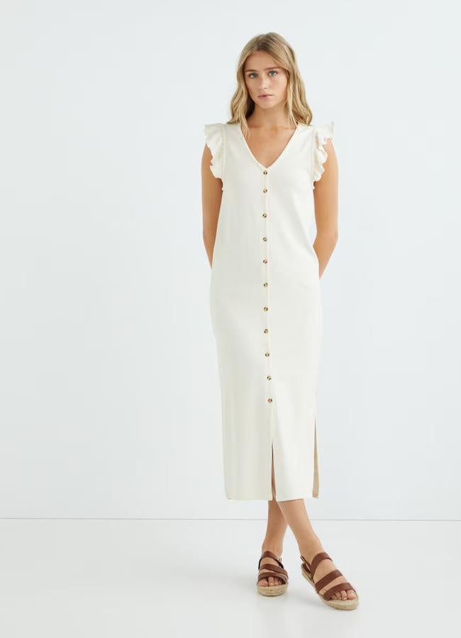 Vestido de punto midi en blanco de Hipercor (19 euros).