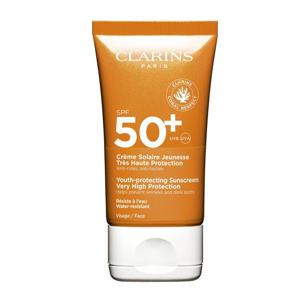 Youth Protecting Sunscreen SPF50+ de Clarins. Precio: 34,99 euros