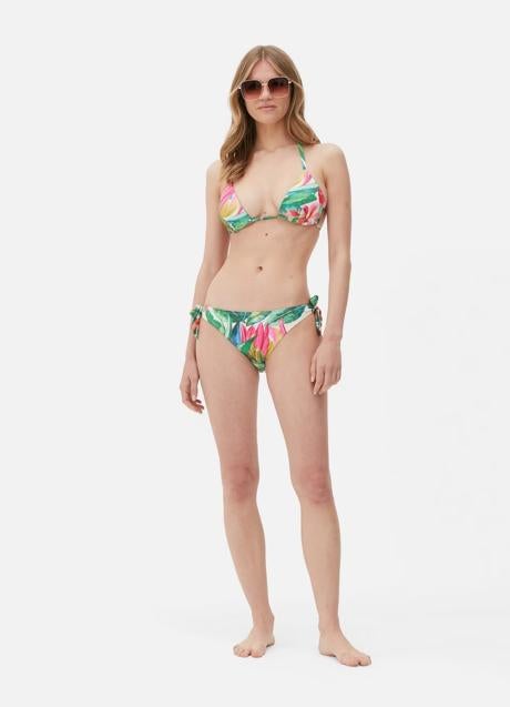 Top de bikini de Primark (6 euros)