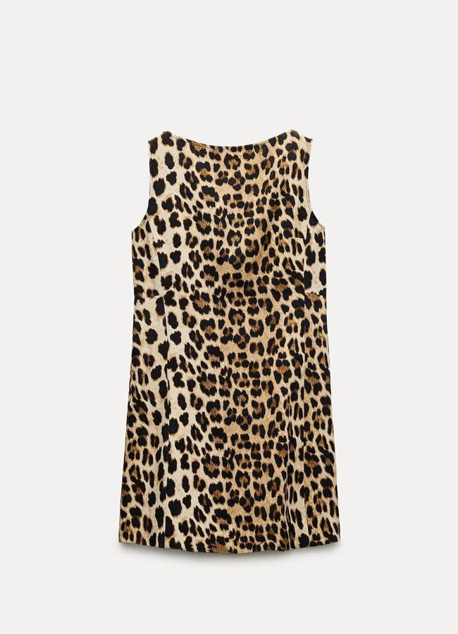 Vestido de Leopardo, de Zara.