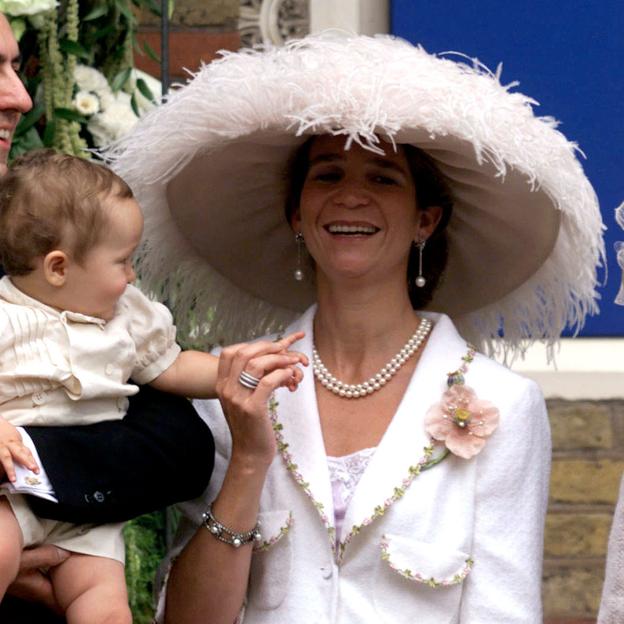 La infanta Elena en la boda de Alexia de Grecia y Carlos Morales