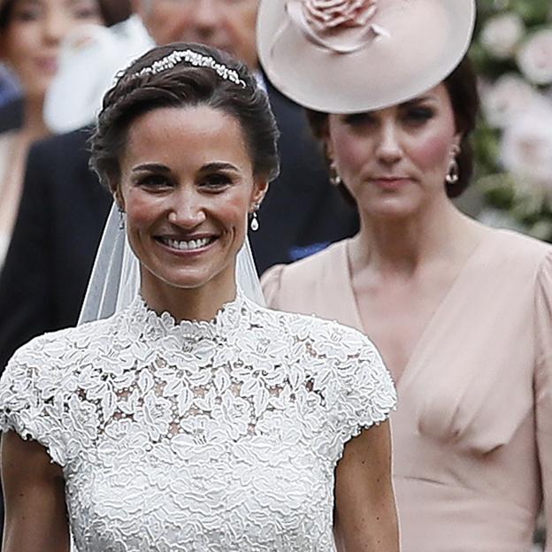 Pippa Middleton, el día de su boda junto a su hermana Kate.