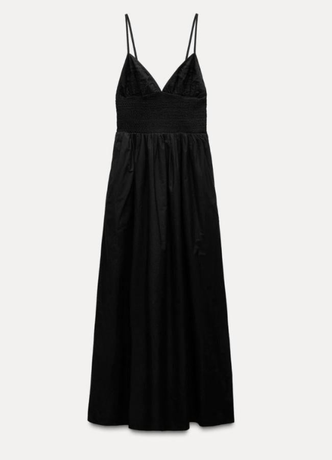 Vestido negro de Zara (ZARA)