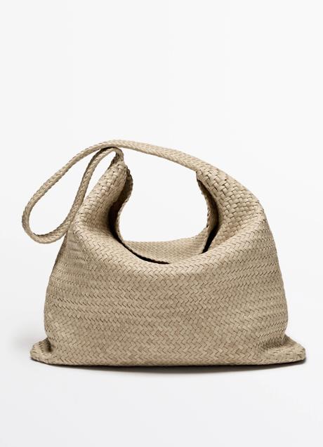 Bolso trenzado de Massimo Dutti (299 euros)