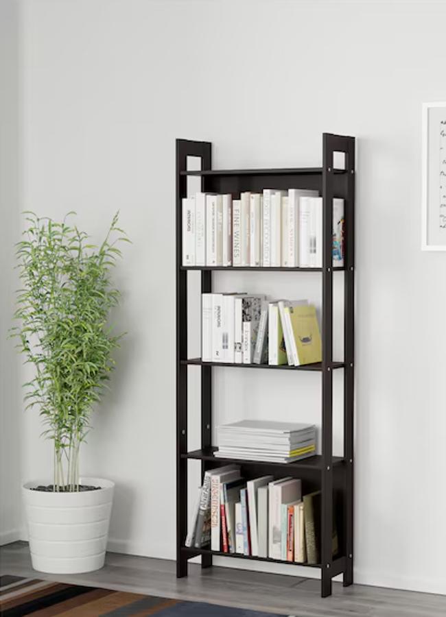 Estantería Laiva de IKEA (24.99 euros). Foto: IKEA.