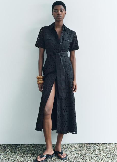 Vestido negro de Zara (59,99 euros)