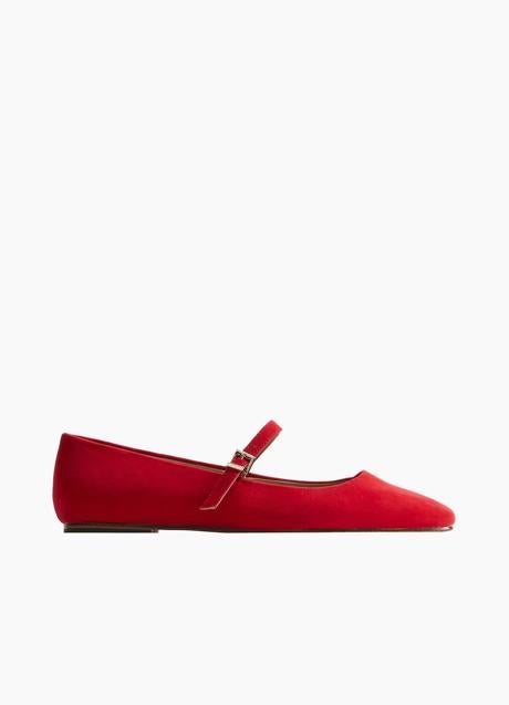 Zapatos rojos de H&M (19,99 euros)