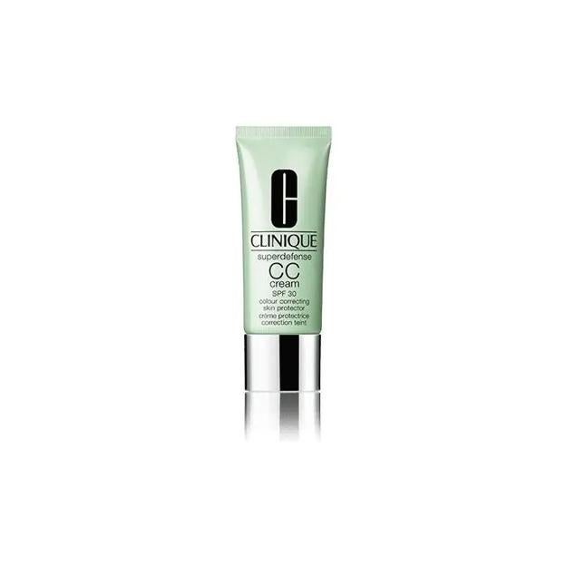Superdefense CC Cream SPF 30+ de Clinique.
