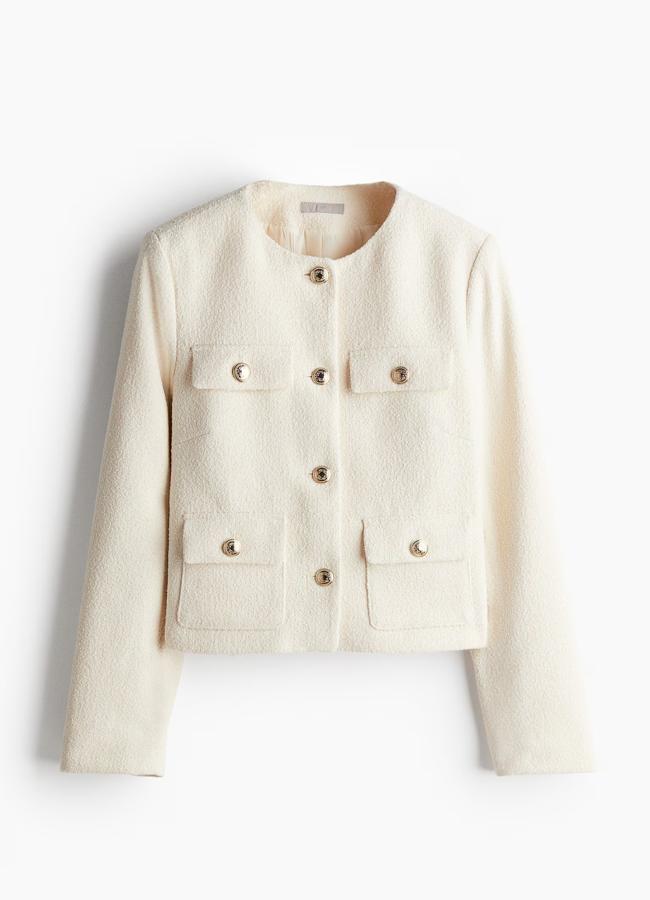 Chaqueta de tweed blanca de H&M, 44,99 euros.