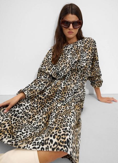 Vestidos con estampado de leopardo de Parfois (42,99 euros)