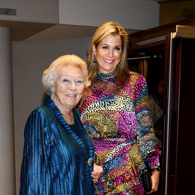 La reina Máxima junto a su suegra Beatriz, de concierto. 