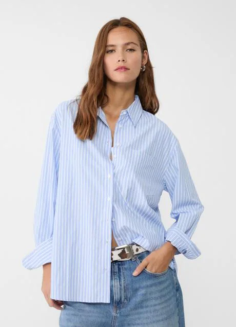 Camisa de rayas de Stradivarius (19,99 euros)