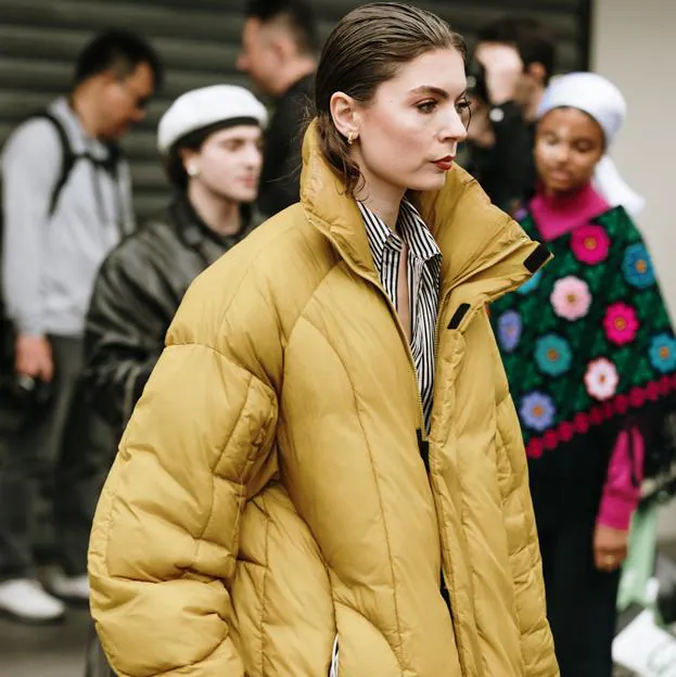 Abrigos de plumas estilosos y originales para ser la mejor vestida este invierno