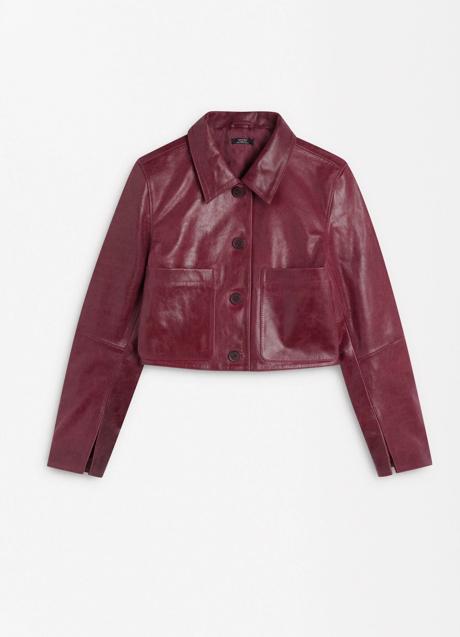 Chaqueta burdeos de Parfois (99,99 euros)