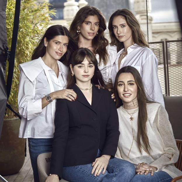 Las influencers Marta Oria, Sara Baceiredo, Grace Villarreal, Silvia Muñoz y Ana Iglesias. 