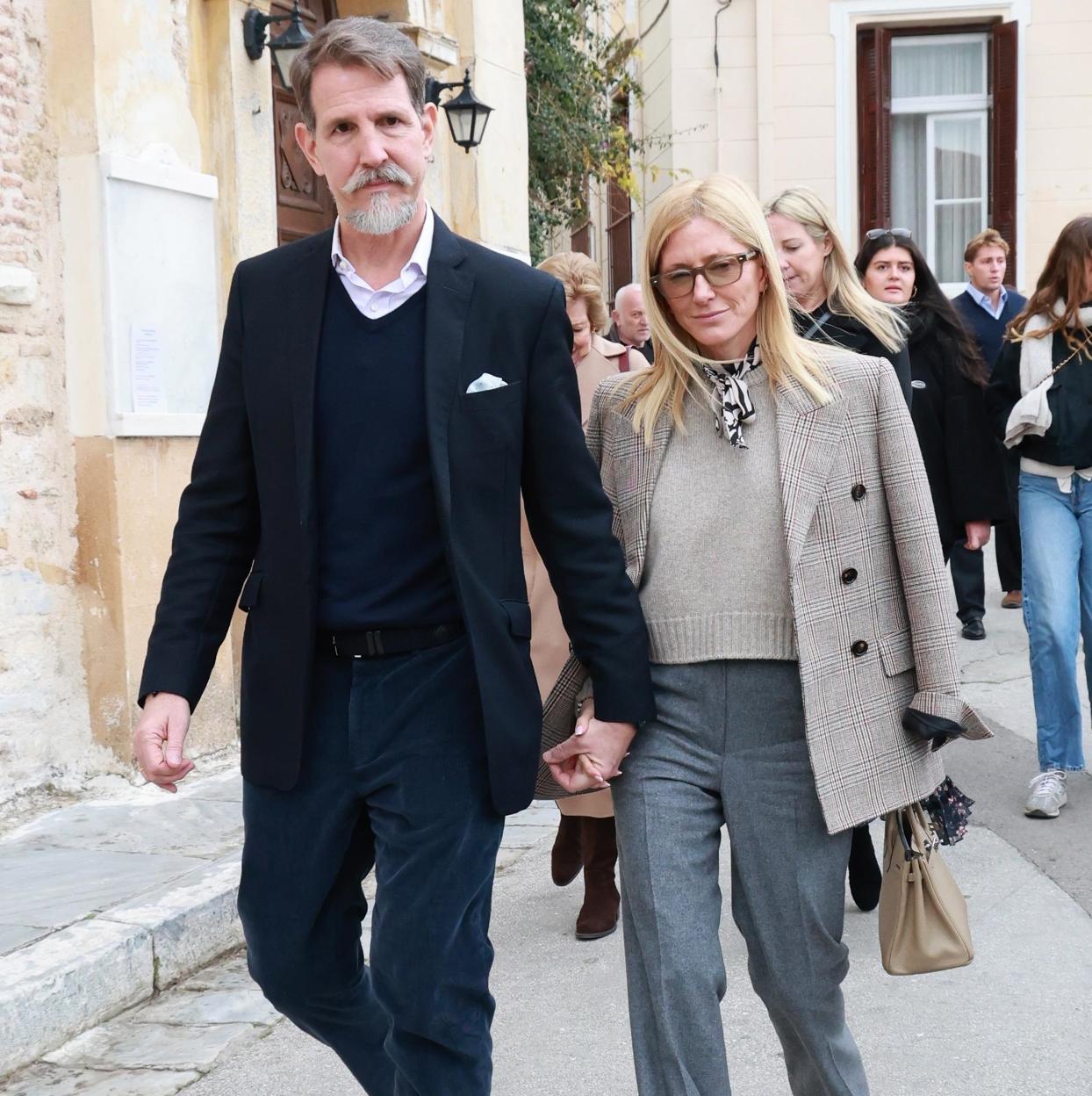 Marie-Chantal Miller y Pablo de Grecia en el ensayo de la boda de Nicolás de grecia y Chrysi Vardinoyannis/gtres