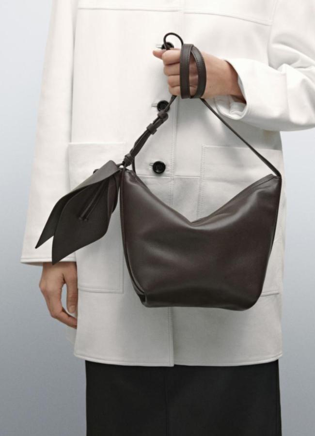 Bolsos pequeños paa elevar el look (MASSIMO DUTTI)