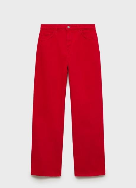 Vaqueros rojos de Mango (29,99 euros)