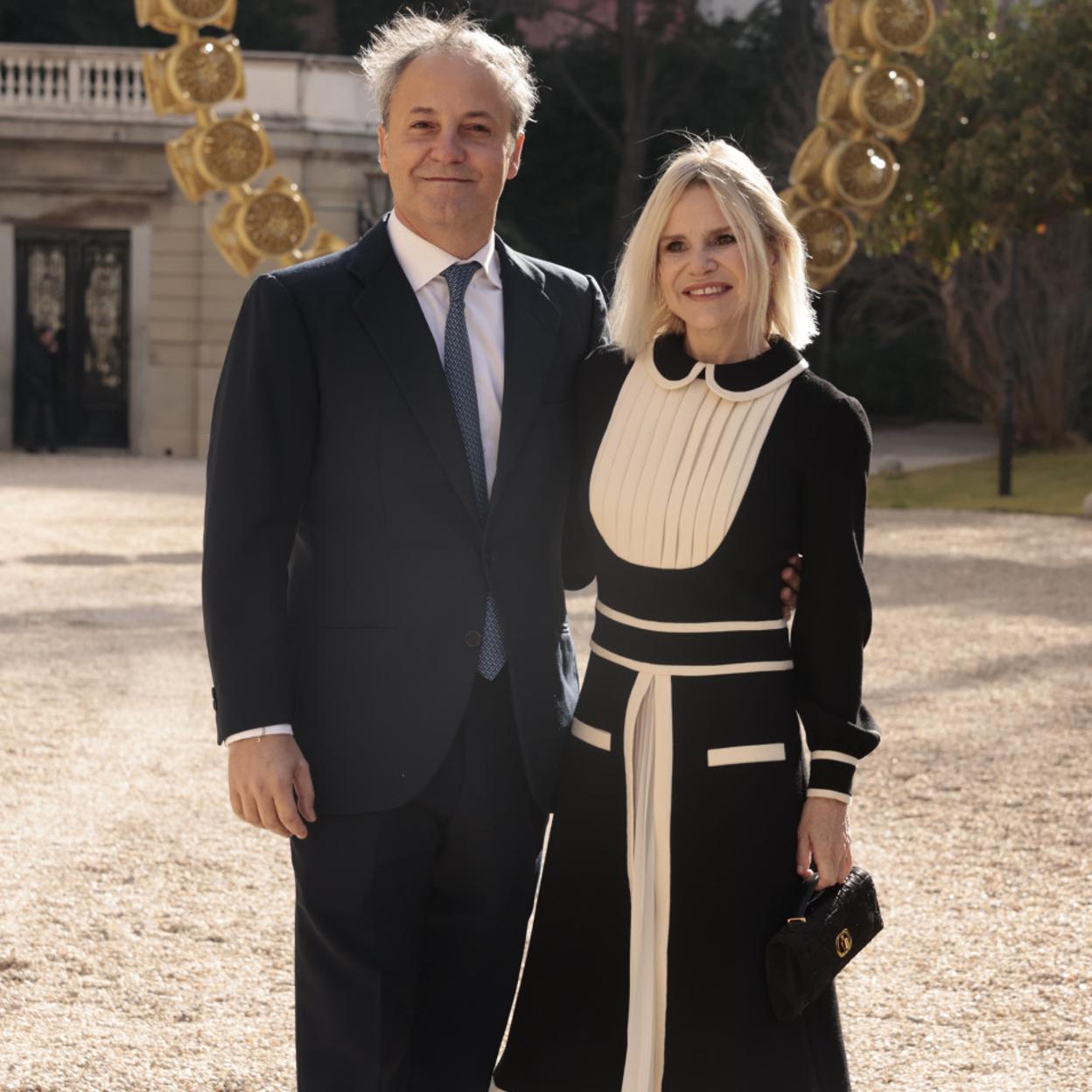 Eugenia Martínez de Irujo con su marido, Narcís Rebollo, en la inauguración de la exposición Flamboyant, en el Palacio de Liria. /limited pictures