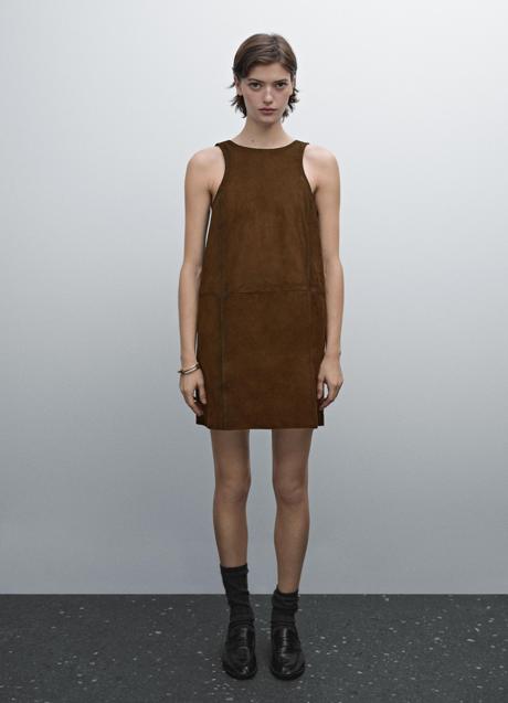 Vestido marrón de Massimo Dutti (249 euros)