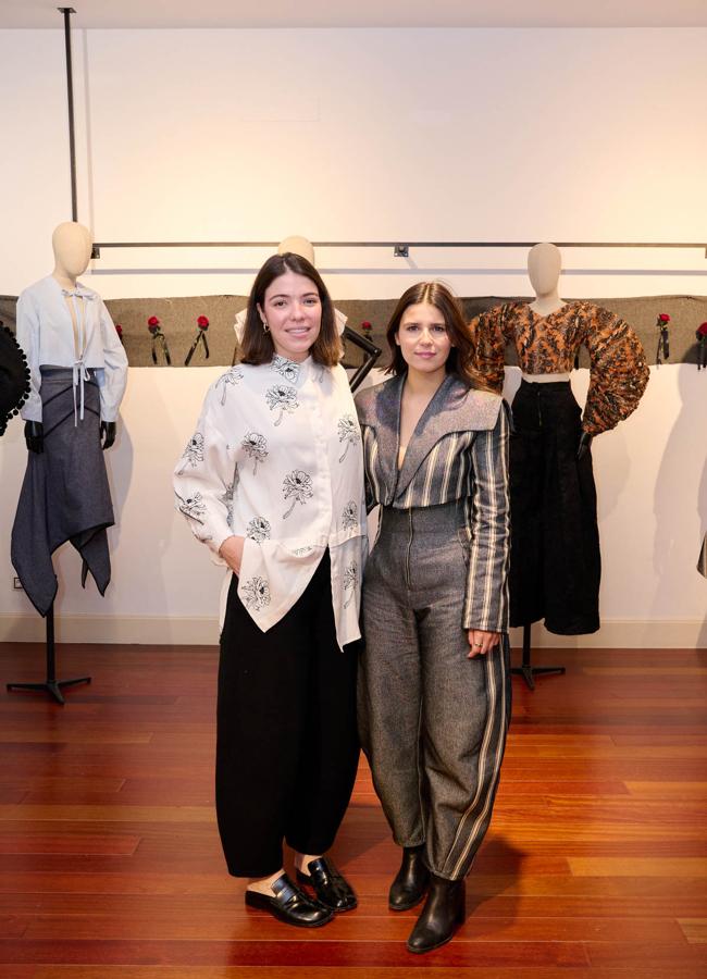 Claudia Romero junto a Cayetana Rivera en la presentación de la nueva colección de E.R.A.X. Foto: Pablo Paniagua.