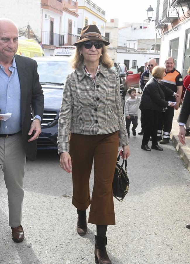 La infanta Elena con chaqueta de cuadros. Foto: Gtres.