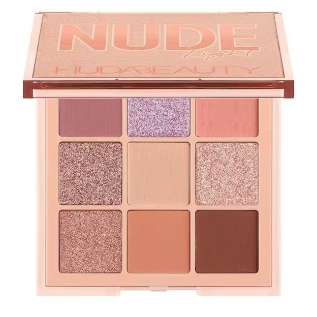 NUDE Light Obsessions Palette de Huda Beauty. Precio: 33,99 euros