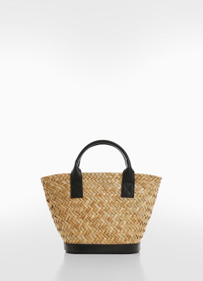 Bolso de rafia natural con asas en negro de Mango Outlet.