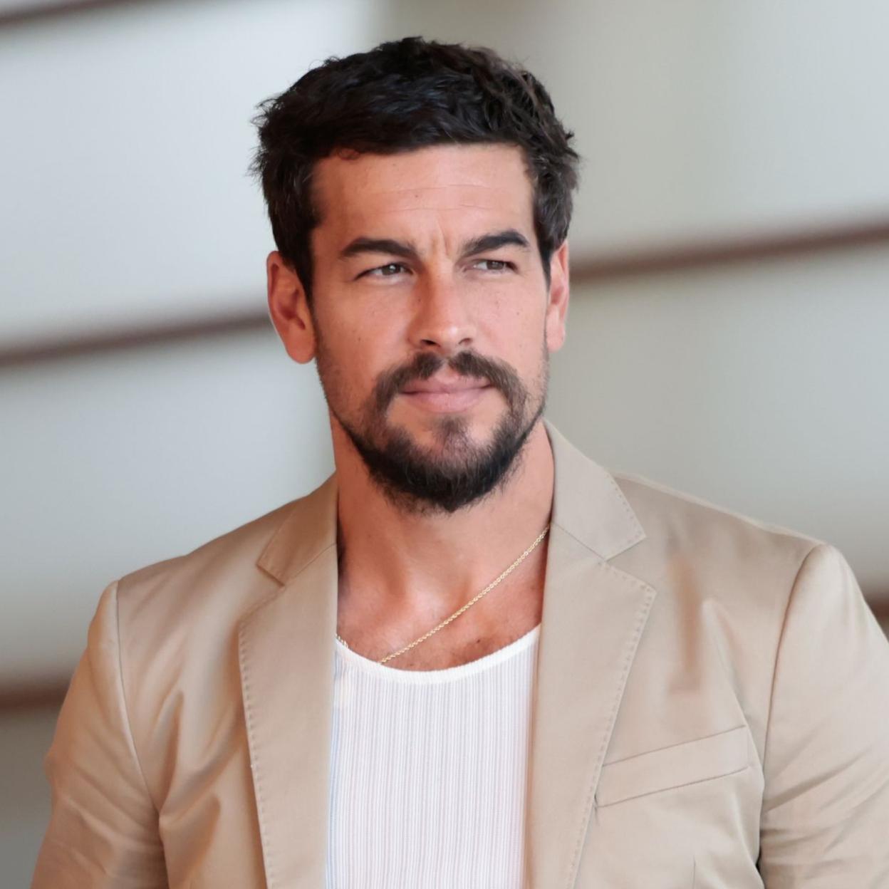 Mario Casas ha construido una sólida carrera gracias al apoyo de sus padres. /Gtres