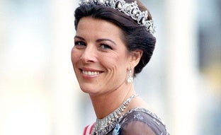 Las espectaculares tiaras que Carolina de Mónaco perderá si se separa de Ernesto de Hannover