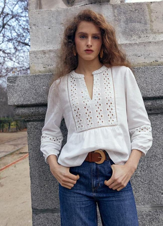 Blusa blanca con bordados estilo boho chic