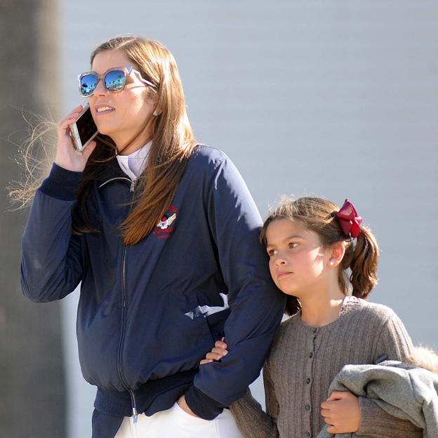 Margarita Vargas con Eugenia de Borbón en Málaga, en una imagen de 2015. 