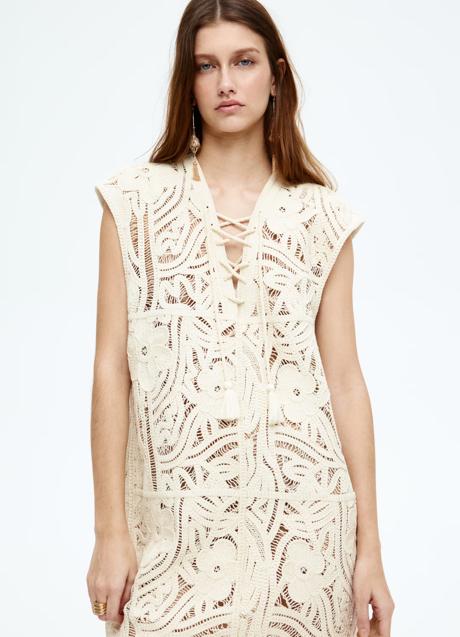 Vestido blanco de H&M (79,99 euros)